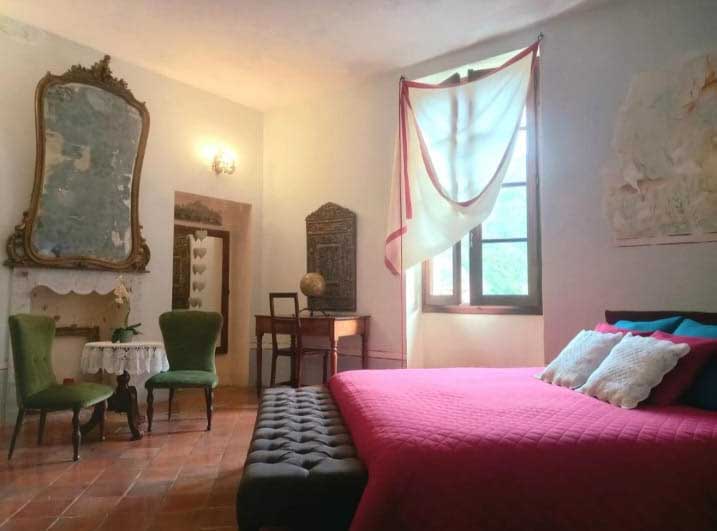 Les Frêsqes double room / twin beds